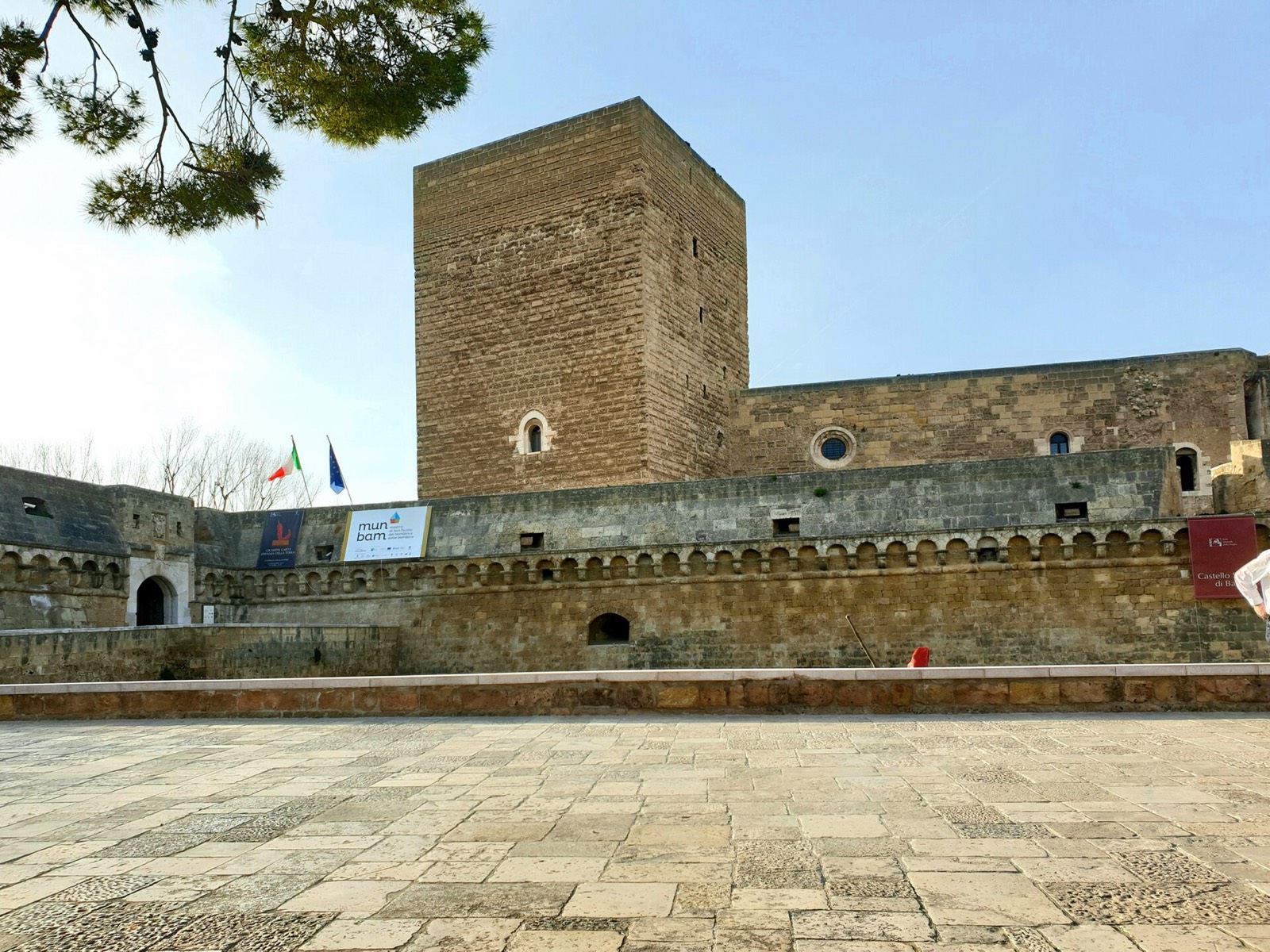 Castello Svevo — Bari