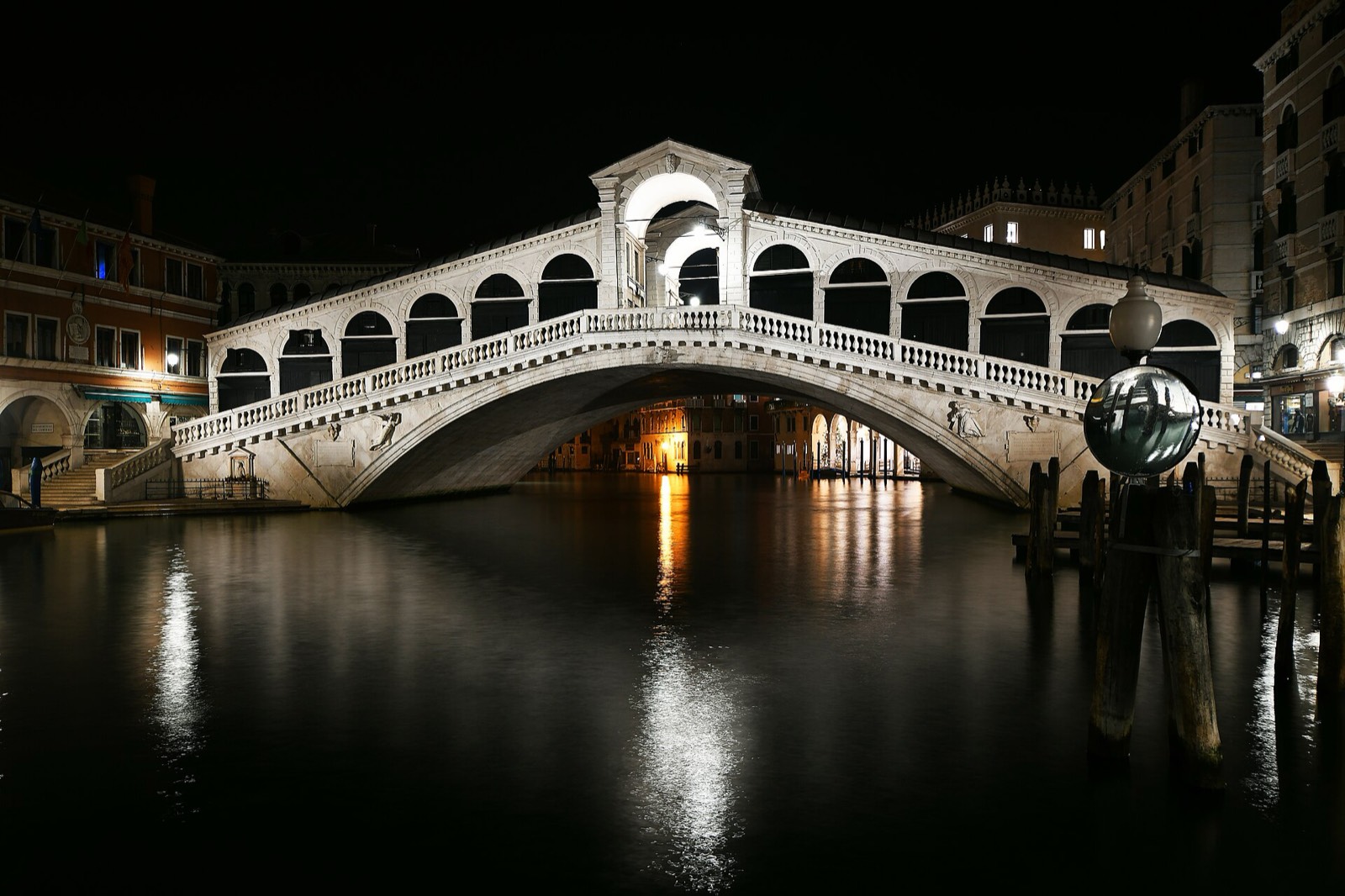 Rialtobrücke — Venedig