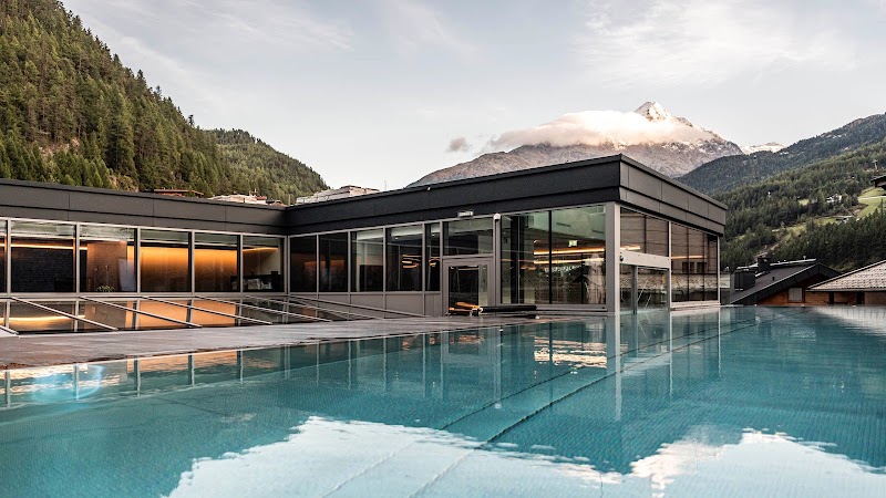 die berge lifestyle-hotel sölden — Sölden