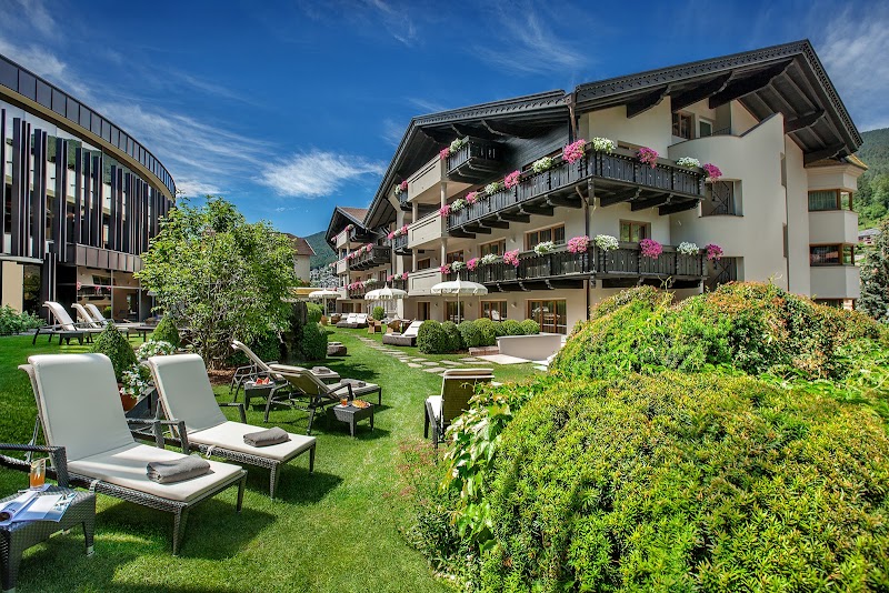 Gardena Grödnerhof Hotel & Spa — Val Gardena