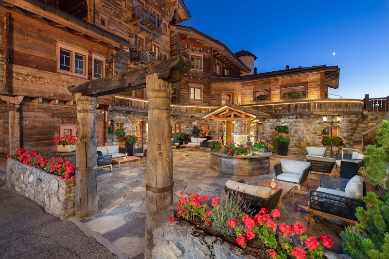 Hostellerie du Pas de l'Ours, Relais & Châteaux — Crans-Montana