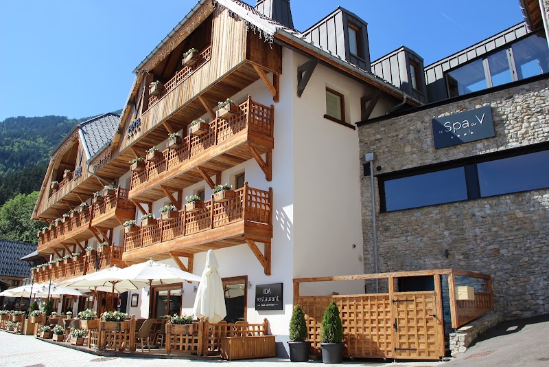 Hôtel Le V de Vaujany — Alpe d'Huez