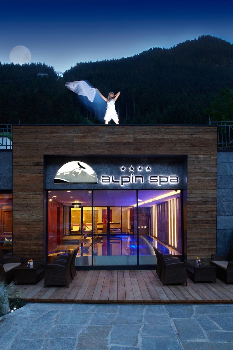 Hotel Tirol — Ischgl
