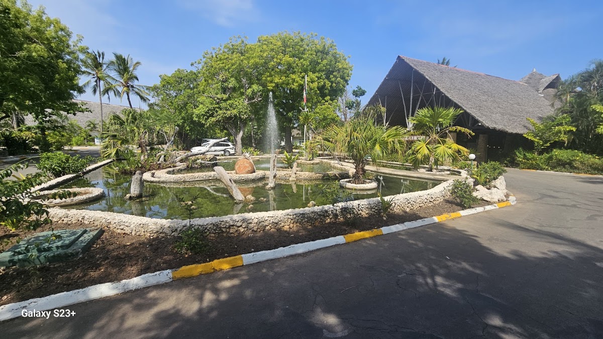 Leopard Beach Resort and Spa