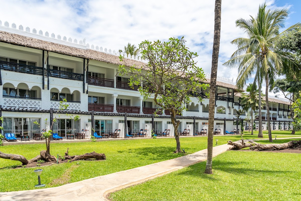 Southern Palms Beach Resort