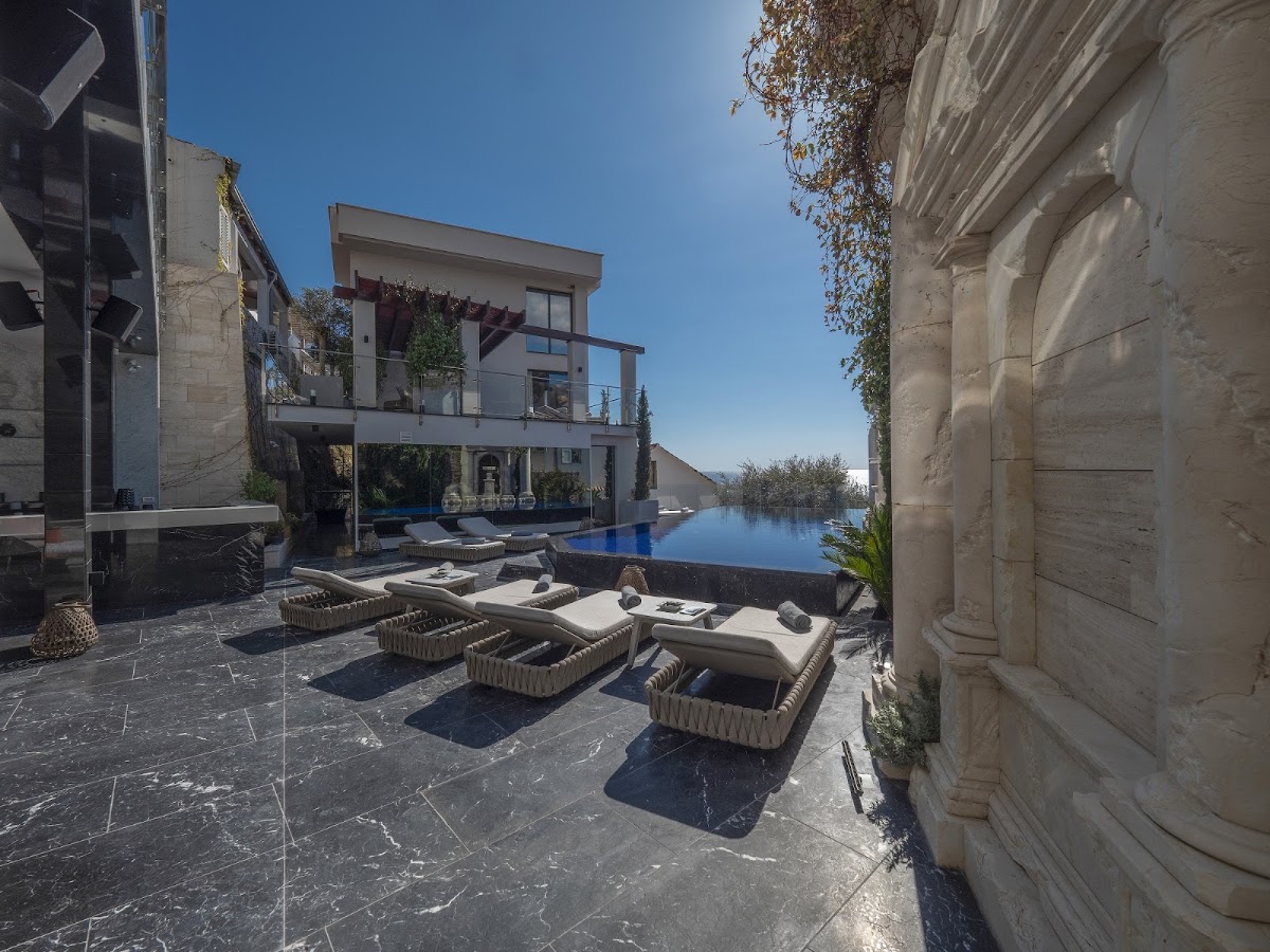 Villa Geba
