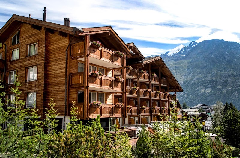 Wellness & Spa Hotel Schweizerhof — Saas-Fee