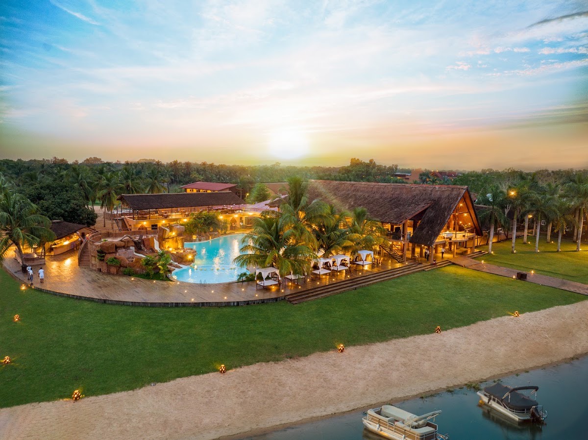 Aqua Safari Resort — Ada Foah