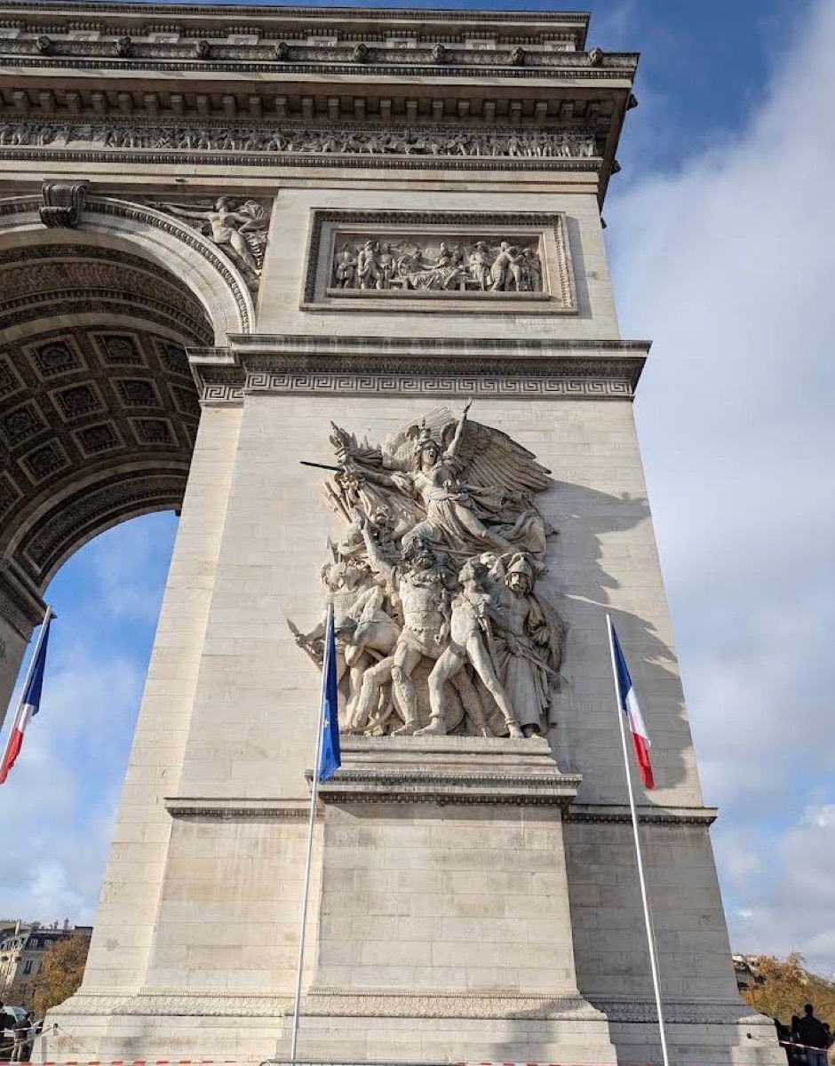 Arc de Triomphe — Paris