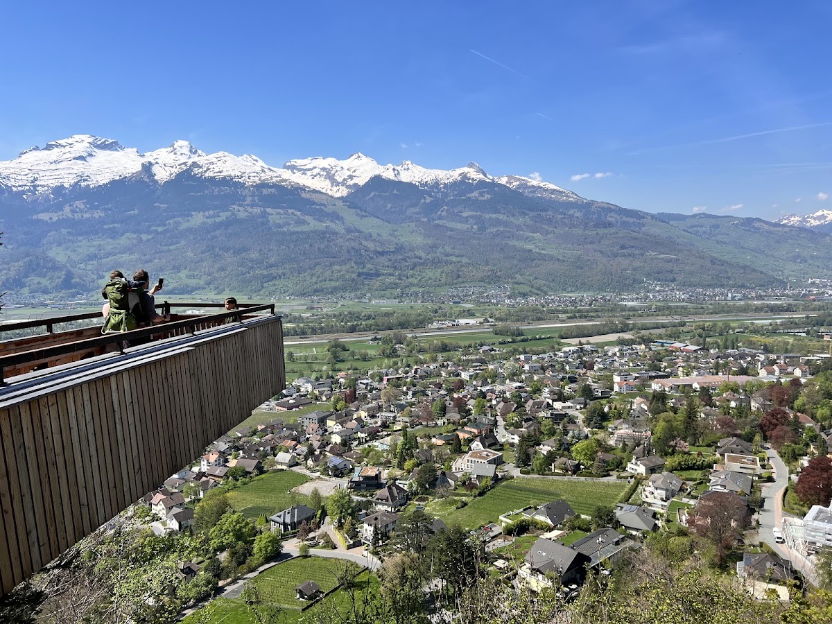 Aussichtsplattform Walderlebnispfad — Vaduz