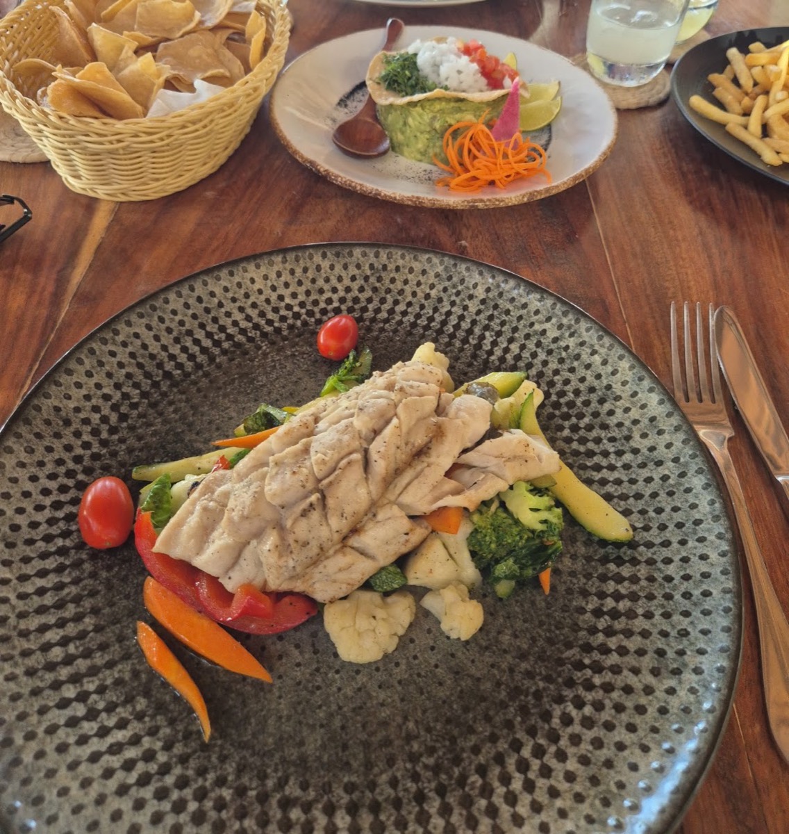 Beach Club y Restaurante La Playa De Ñaña — Holbox