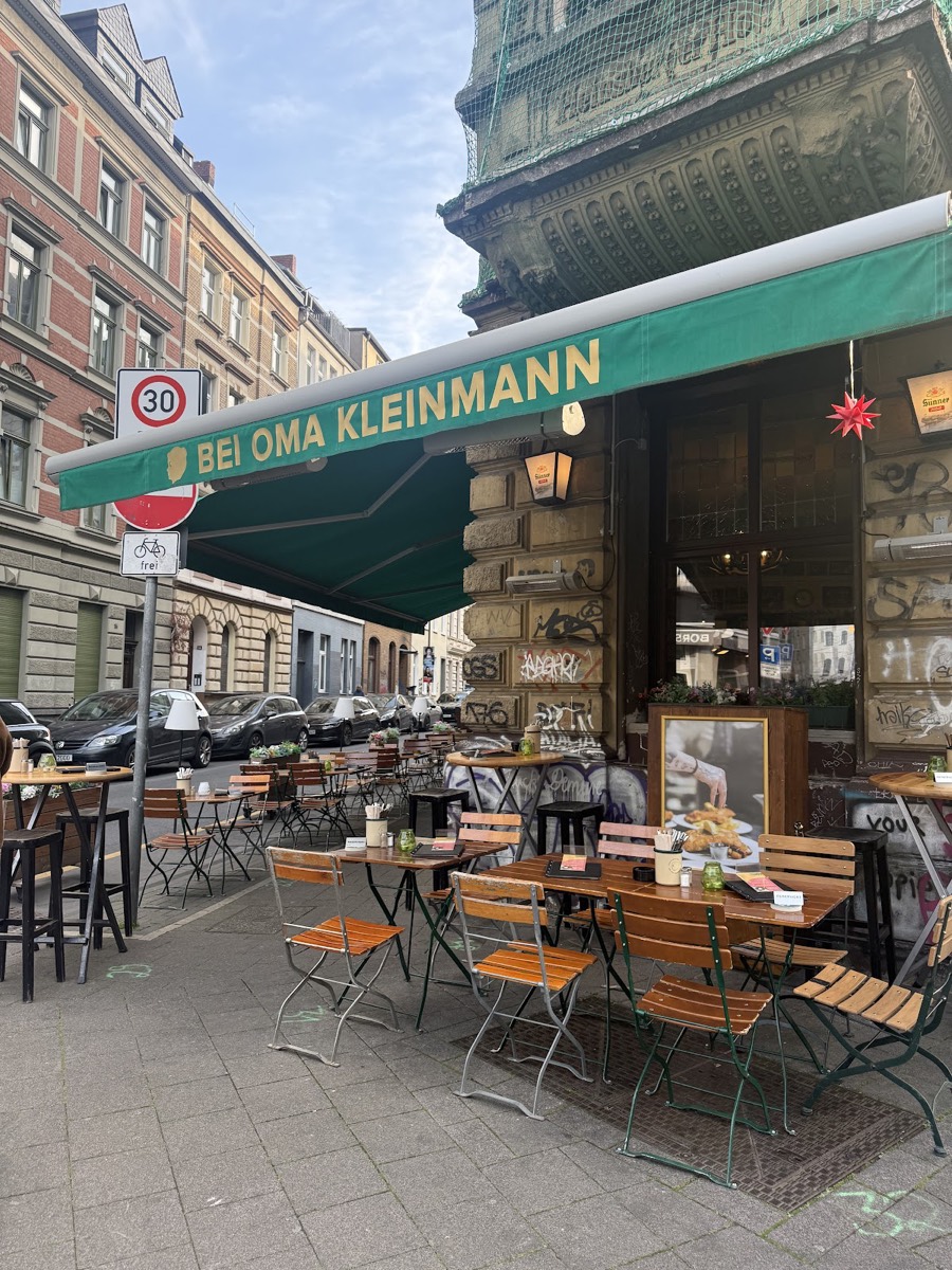 Bei Oma Kleinmann — Köln