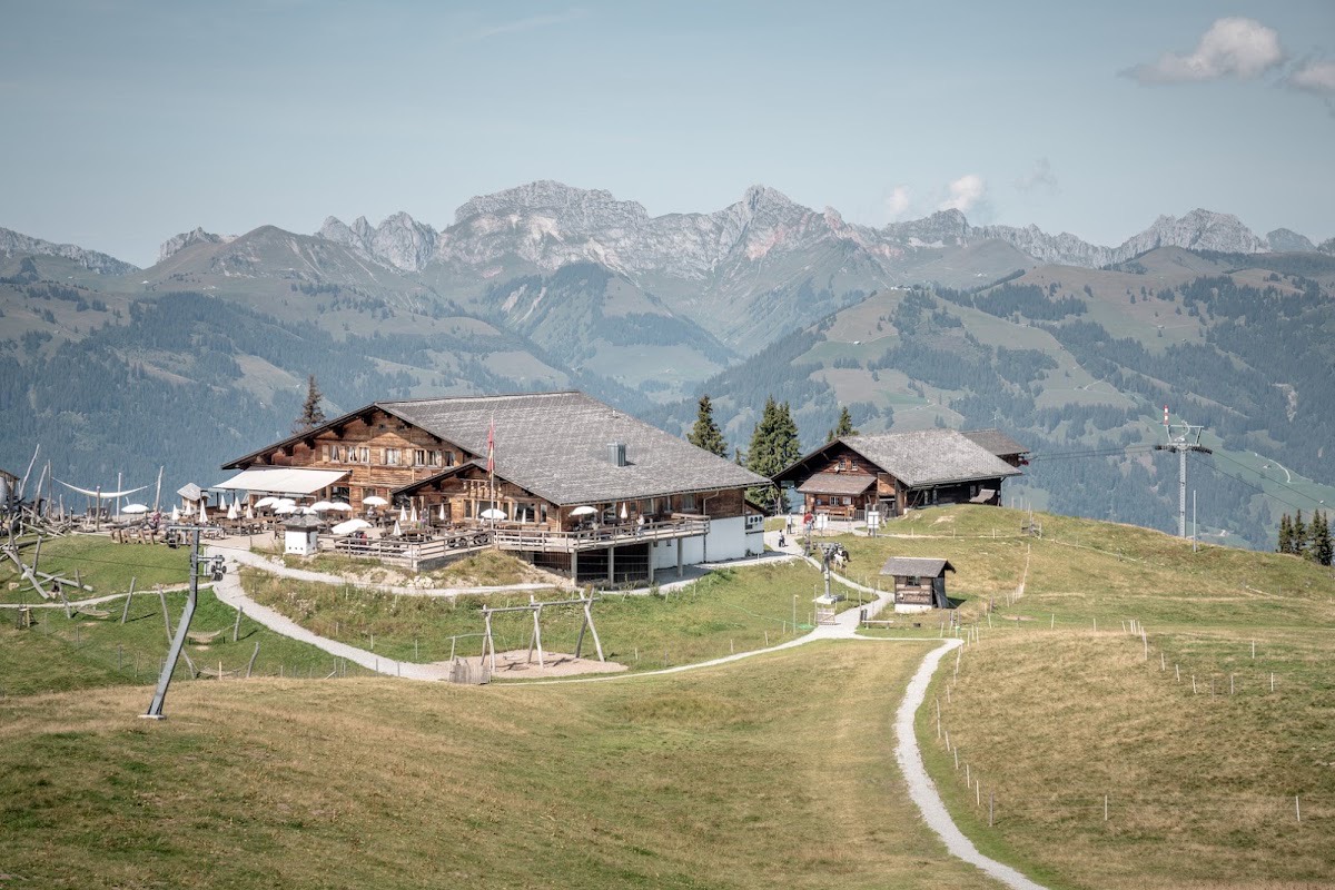 Bergbahn Wispile — Gstaad