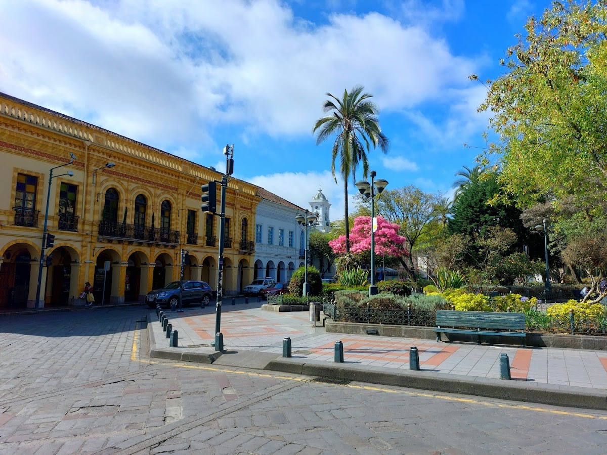 Calderon Park — Cuenca