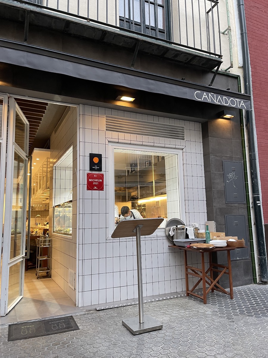 Cañabota