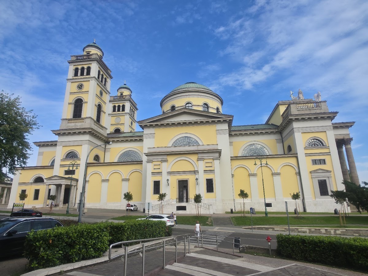 Cathedral Basilica of St. John the Apostle, Eger