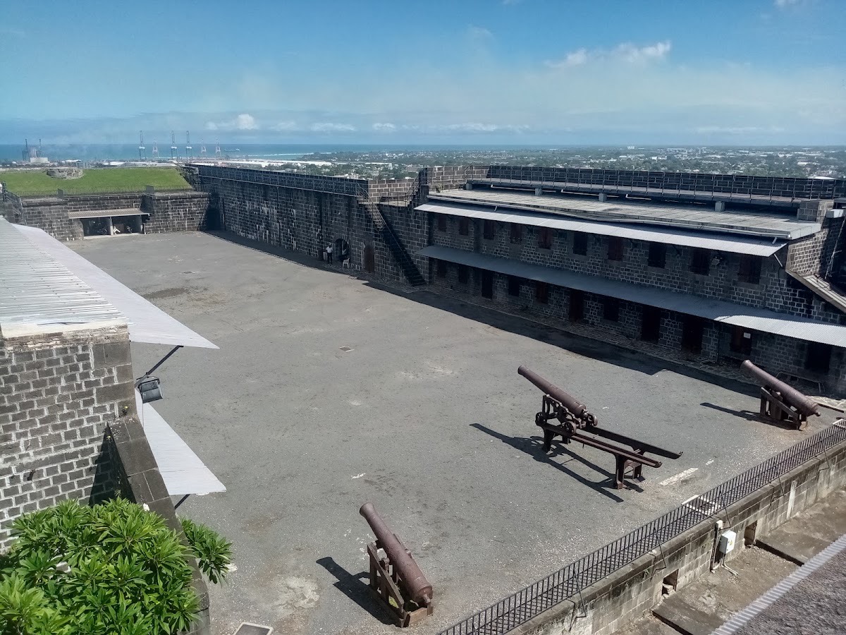 Citadelle (Fort Adelaide) — Port Louis