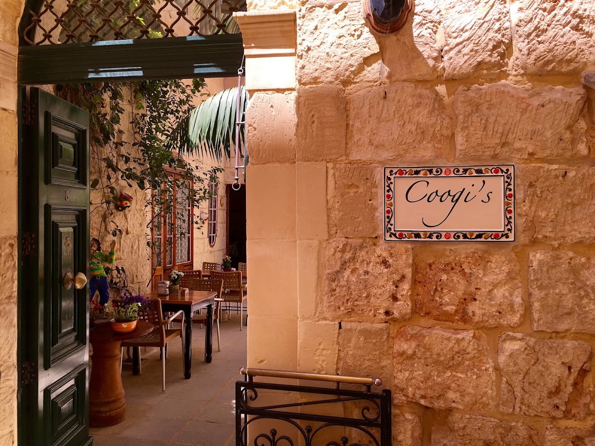 Coogi's Restaurant & Tea Garden — Mdina