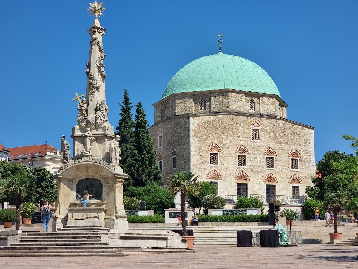 Downtown Candlemas Church of the Blessed Virgin Mary