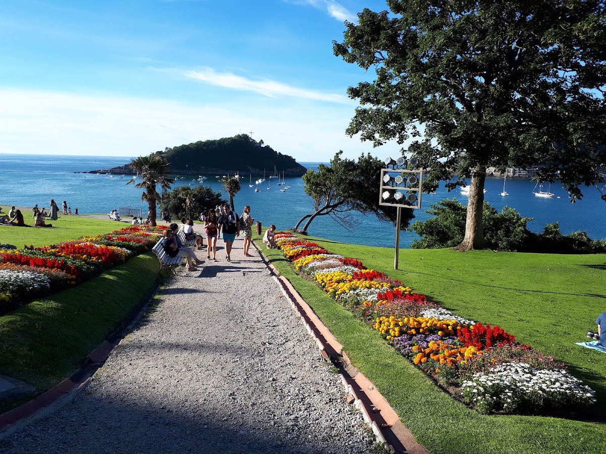 Miramar Jauregia — San Sebastián