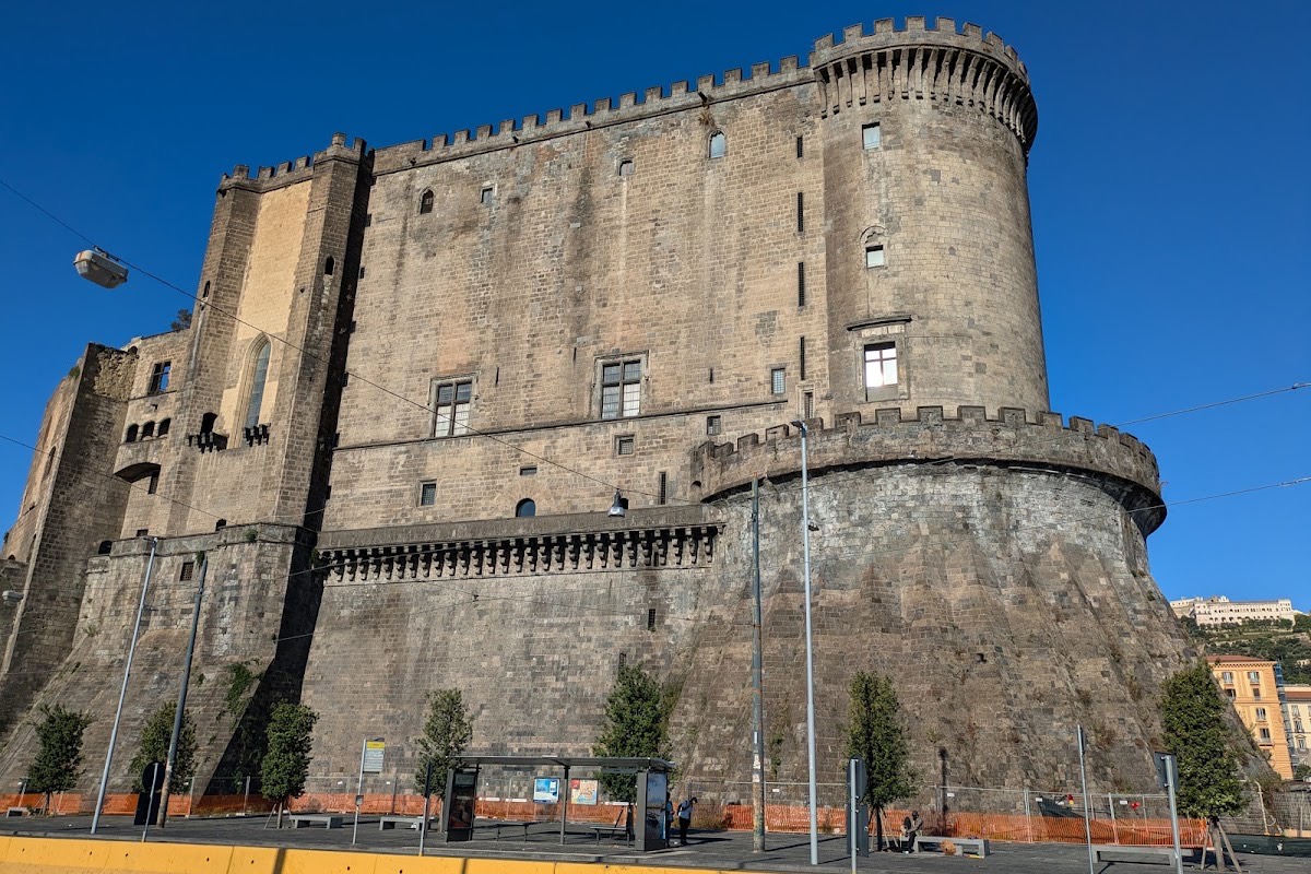 Castel Nuovo — Neapel