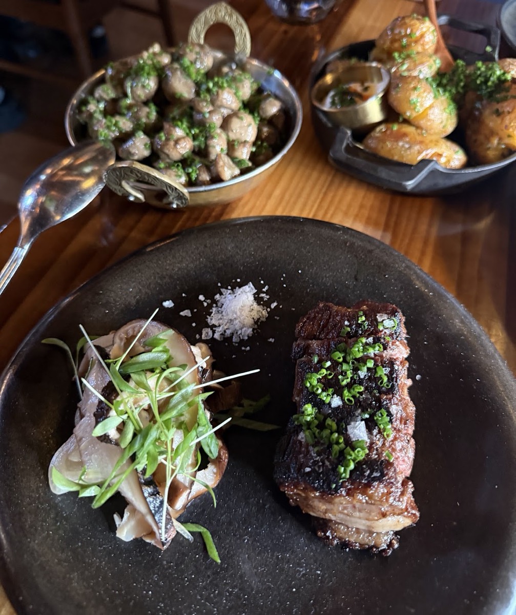 Le Jardin — Kingston