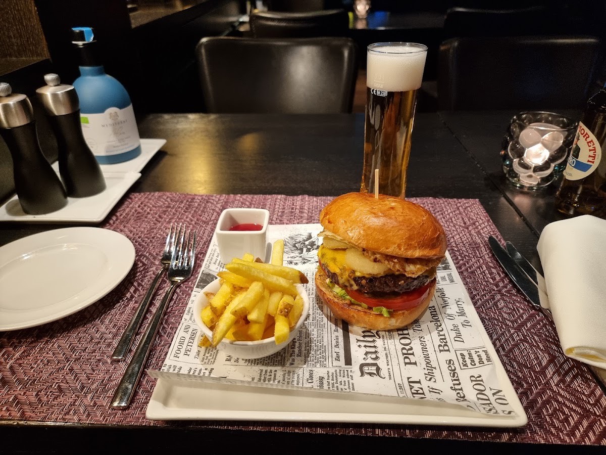 Pulsa Restaurant — Davos