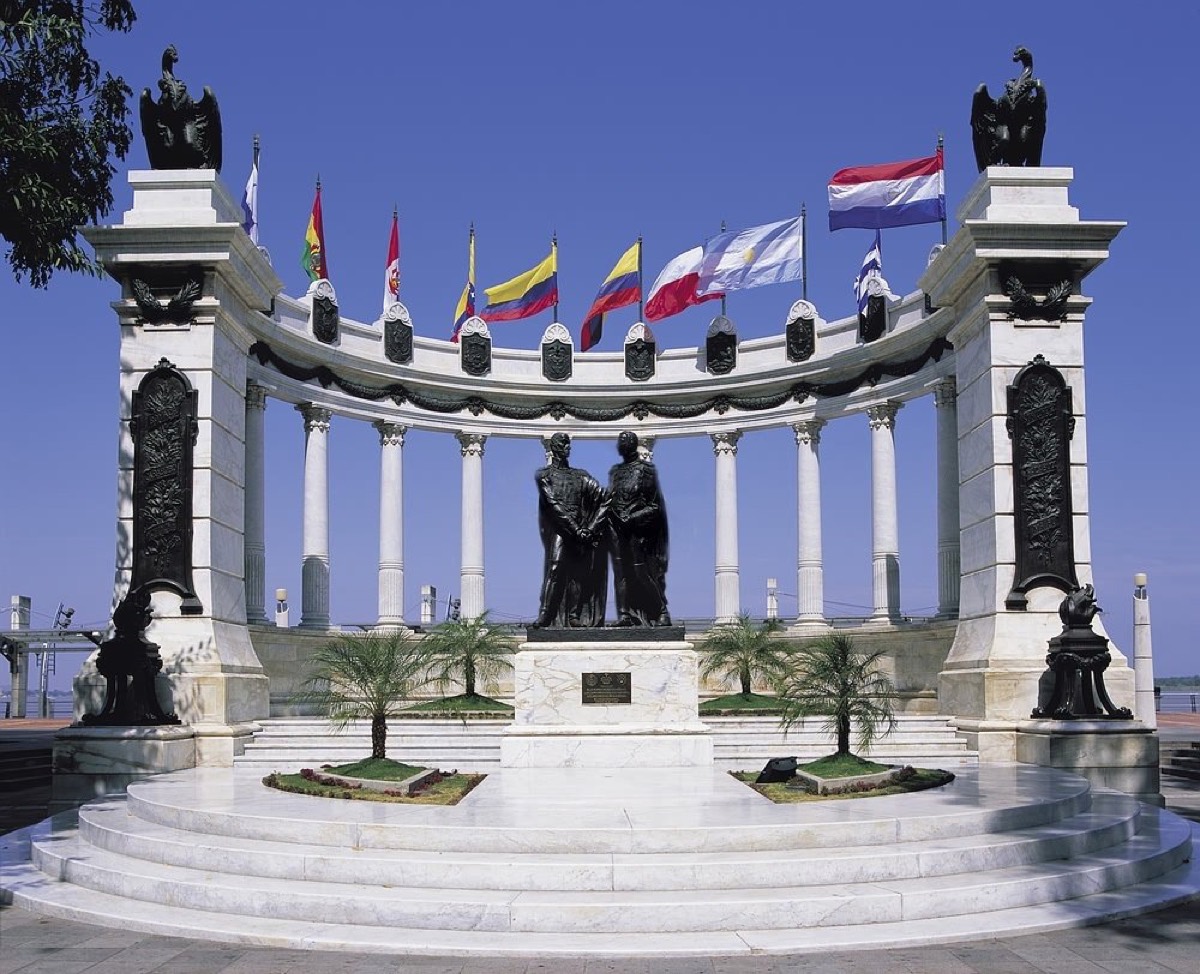 Hemicicle De La Rotonda — Guayaquil
