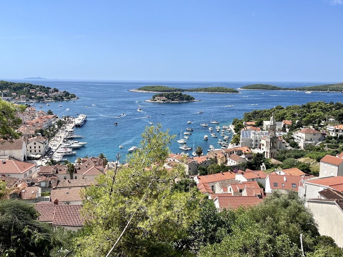 HVAR — Hvar
