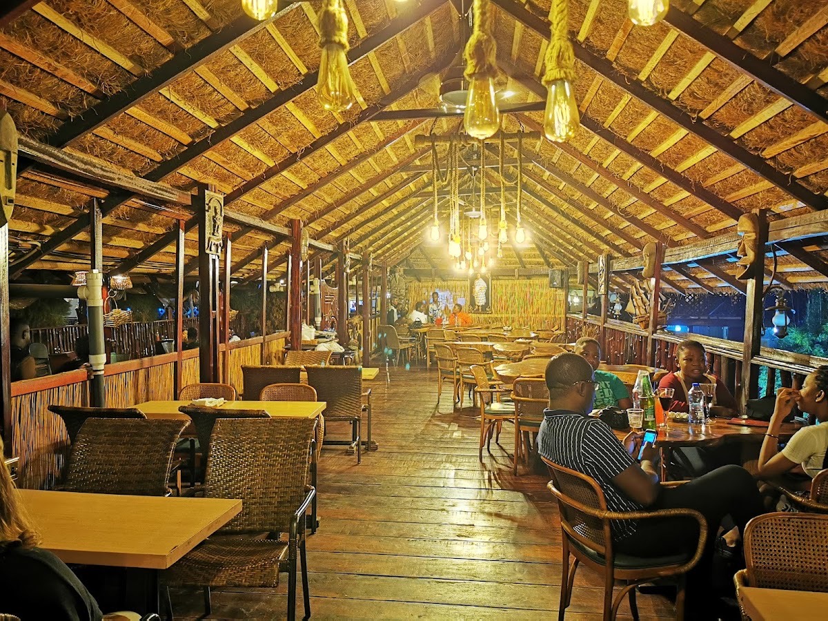 Ike’s Cafe and Grill — Kumasi