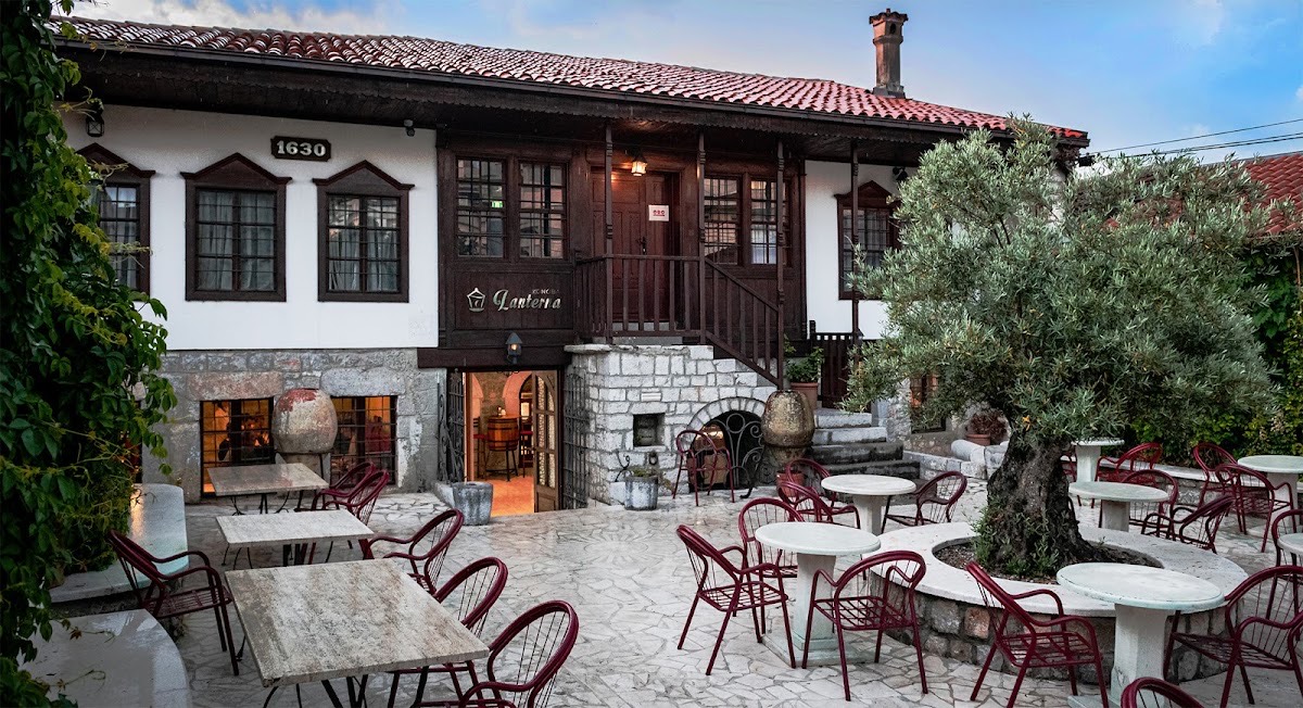 Konoba 'Lanterna' Podgorica — Podgorica