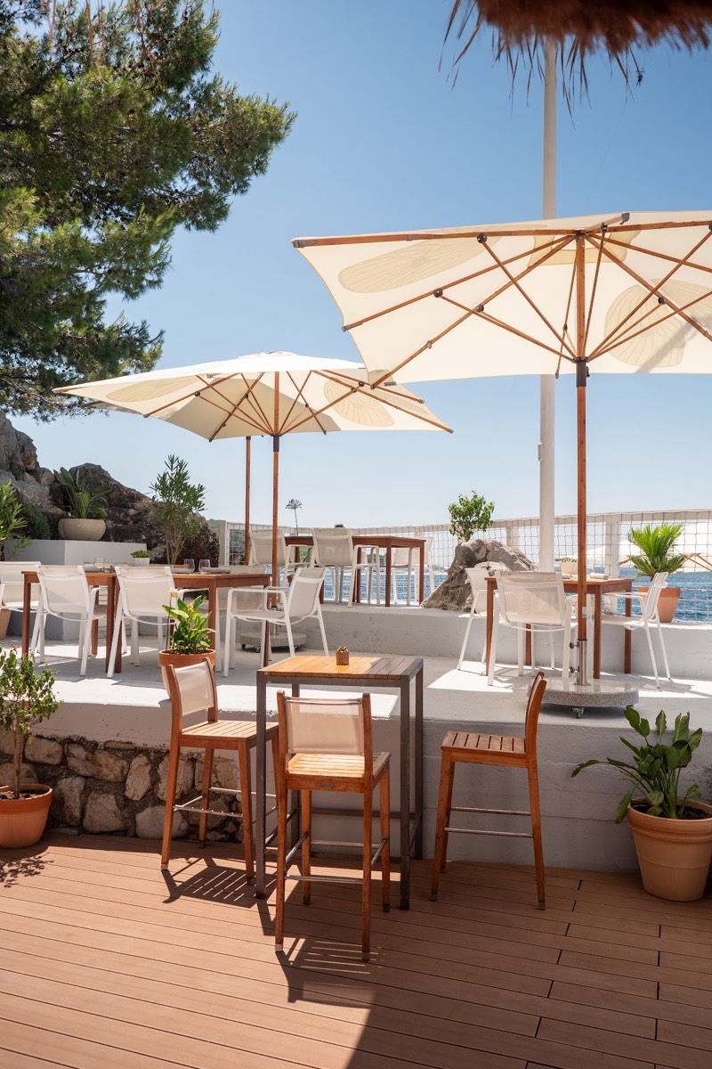 Laguna Beach & Restaurant — Budva
