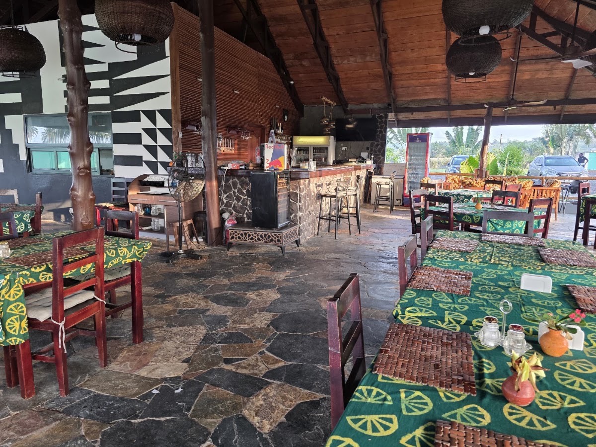 Lemon Beach Restaurant — Cape Coast