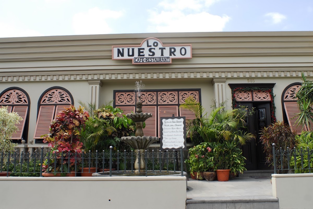 Lo Nuestro Restaurant — Guayaquil
