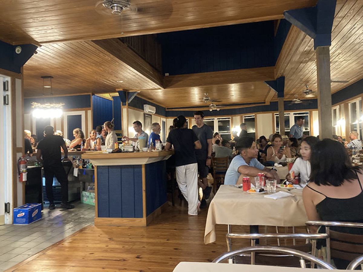 Long Island Harbour Club — Harbour Island