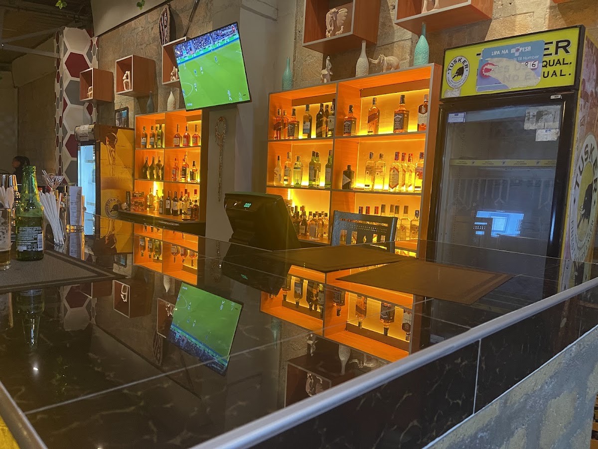Maestro Bistro & Grill — Masai Mara
