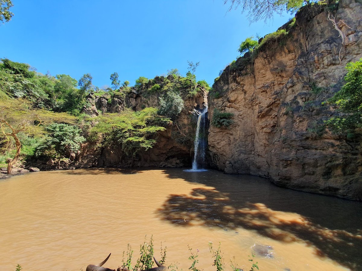 Makalia Falls Viewpoint — Lake Nakuru