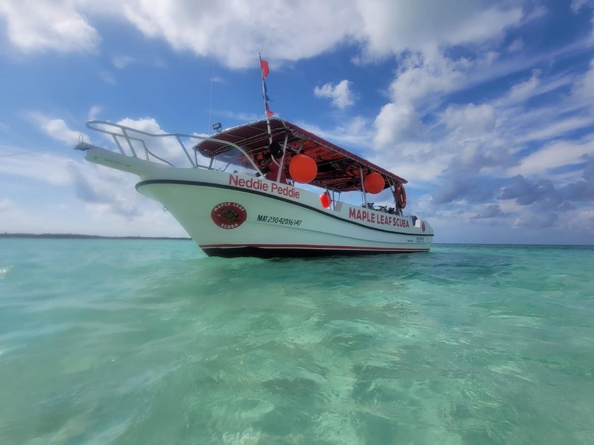 Maple Leaf Scuba — Cozumel