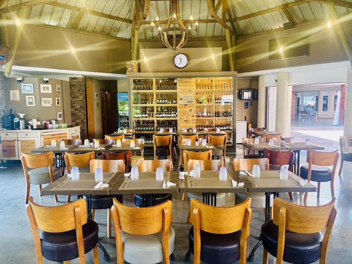 Mosaic - Restaurant & Bar — Flic en Flac
