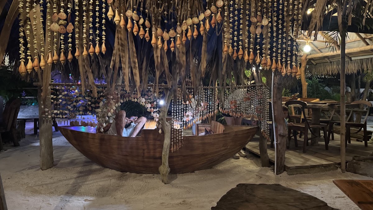 Natural Bar Grill & Drinks — La Digue