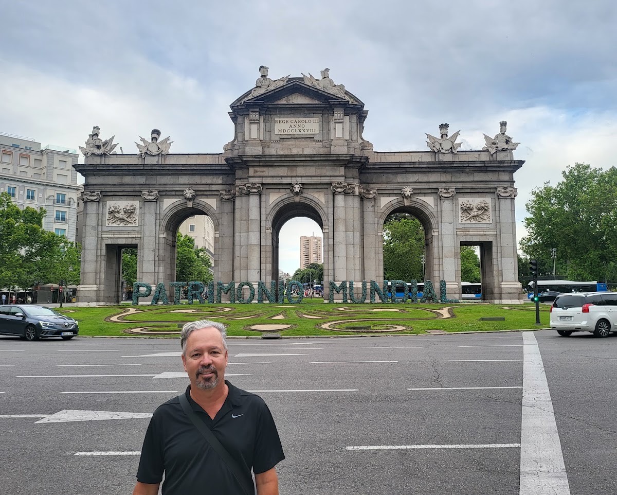 Puerta de Alcalá — Madrid