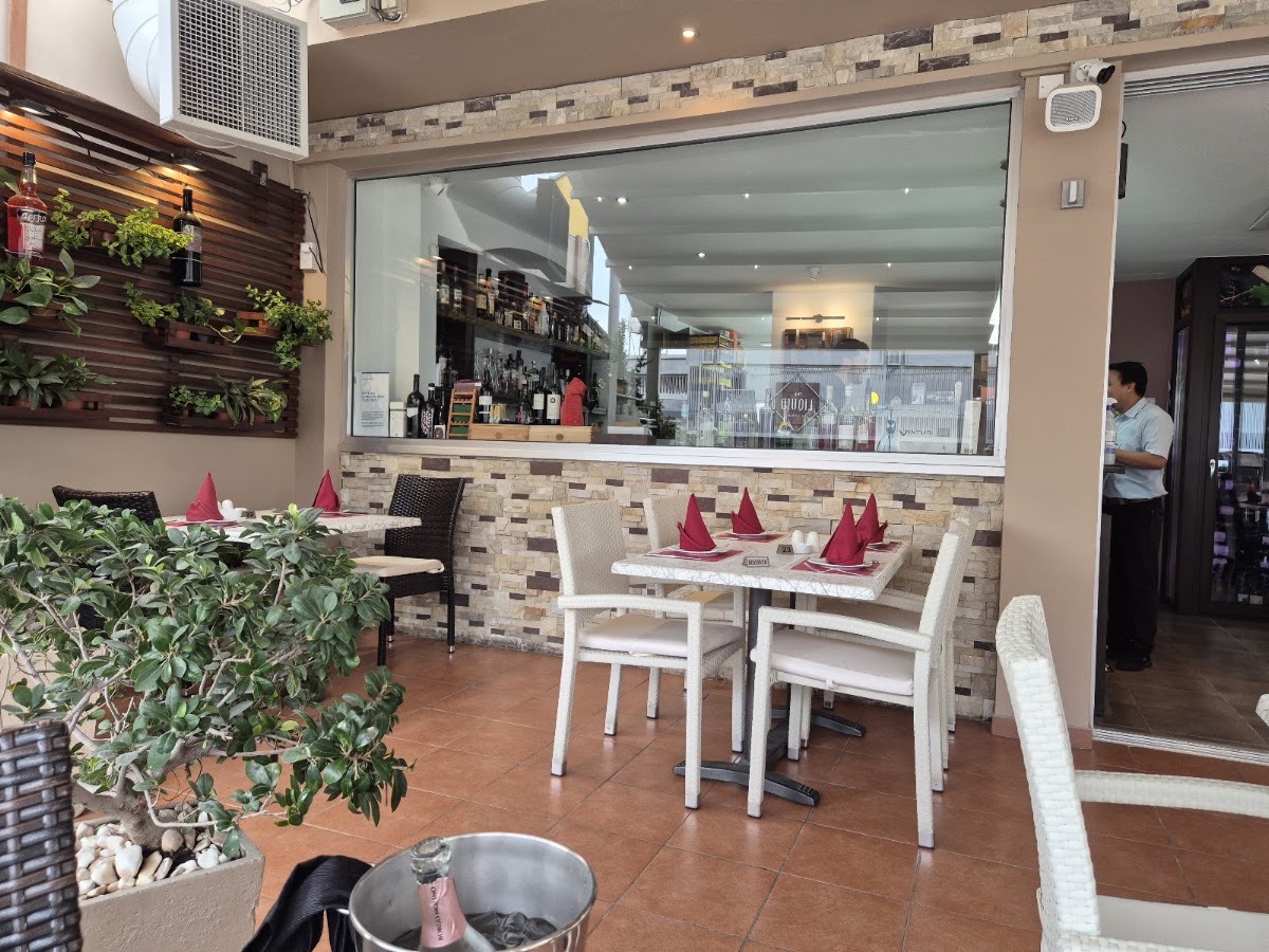 Quadro Restaurant — Ayia Napa