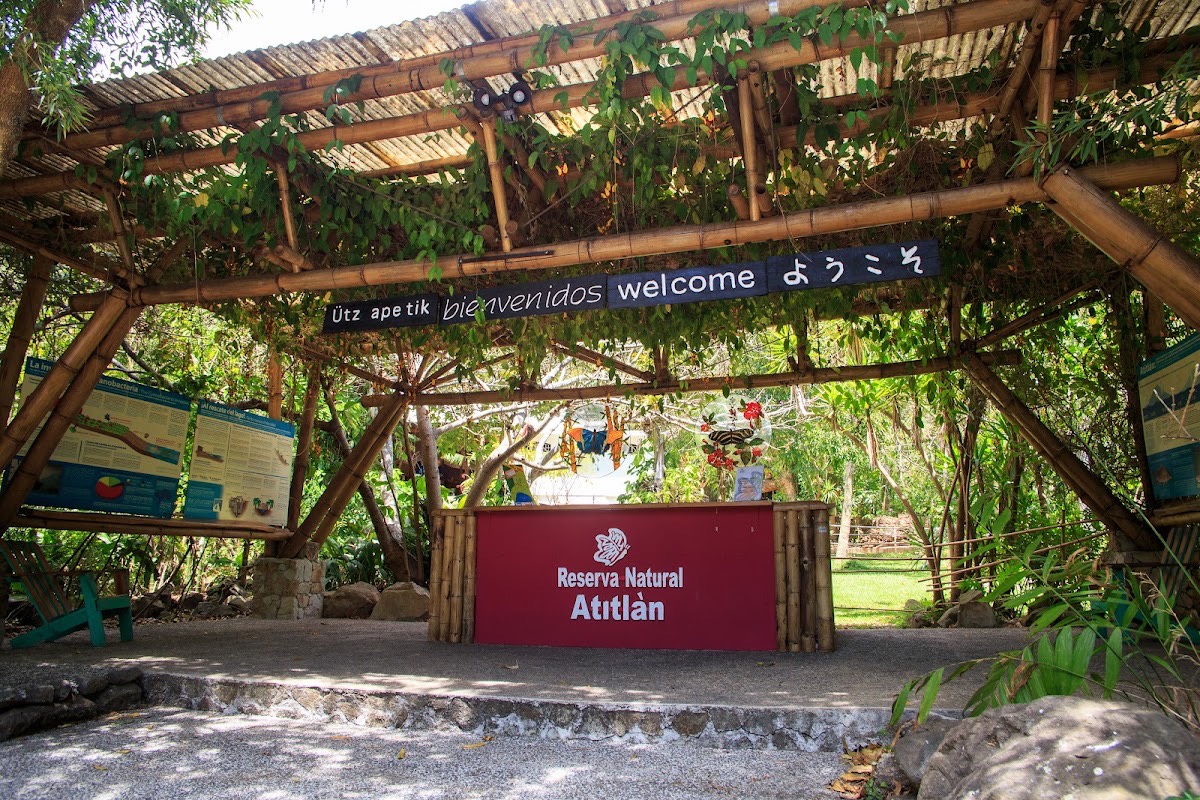 Reserva Natural Atitlán — Lago Atitlán