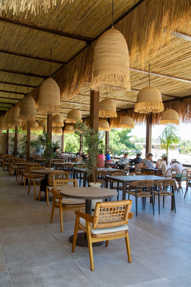 Restaurant Lori — Ksamil