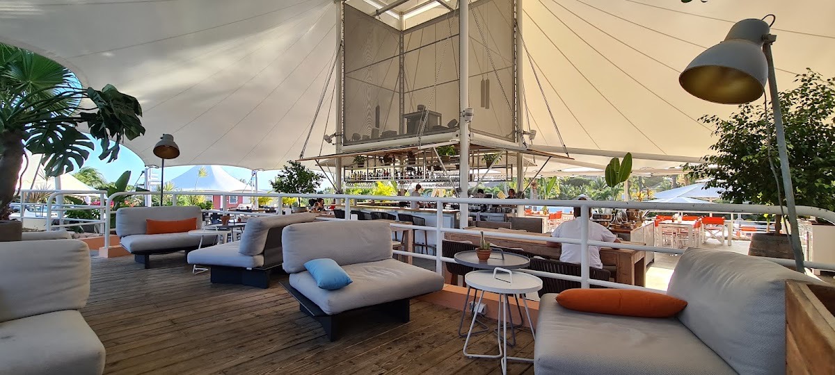 Salú Restaurant & Bar — Jan Thiel