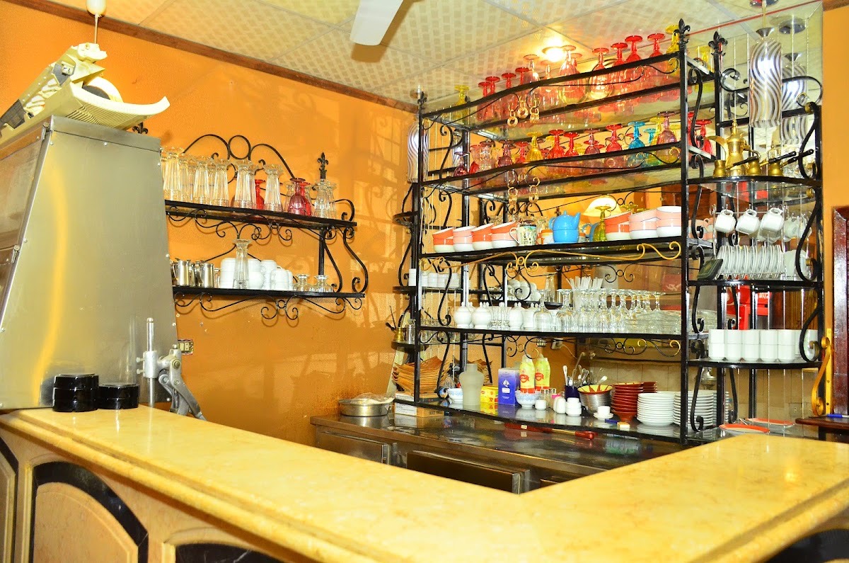 مطعم سنوبس Snobs Restaurant — Luxor