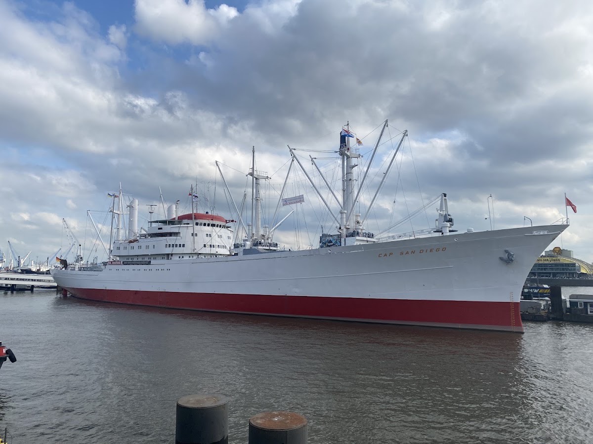 St. Pauli Piers — Hamburg