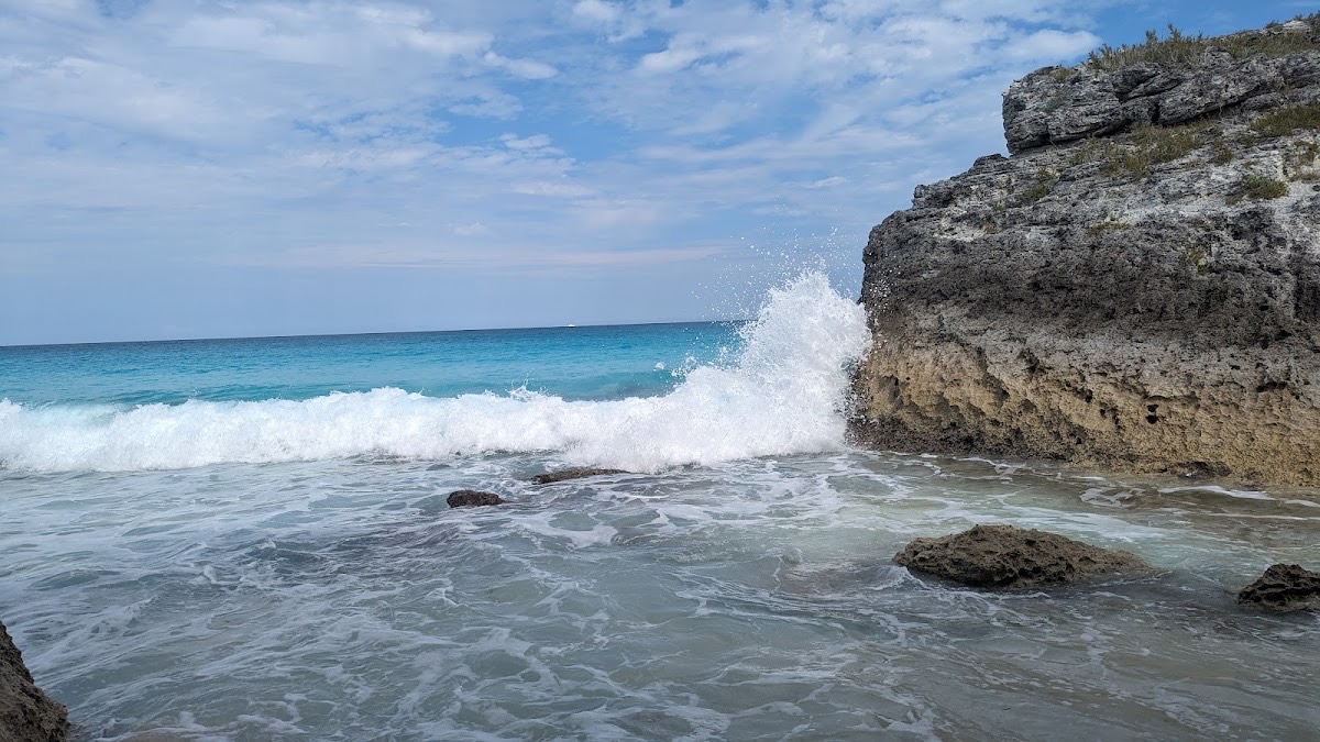 Sugar Beach Sea Caves — Harbour Island