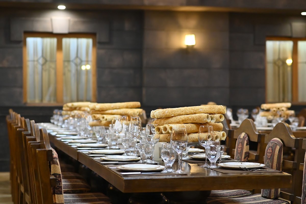 Tavern Yerevan (Teryan) Պանդոկ Երևան (Տերյան) — Eriwan