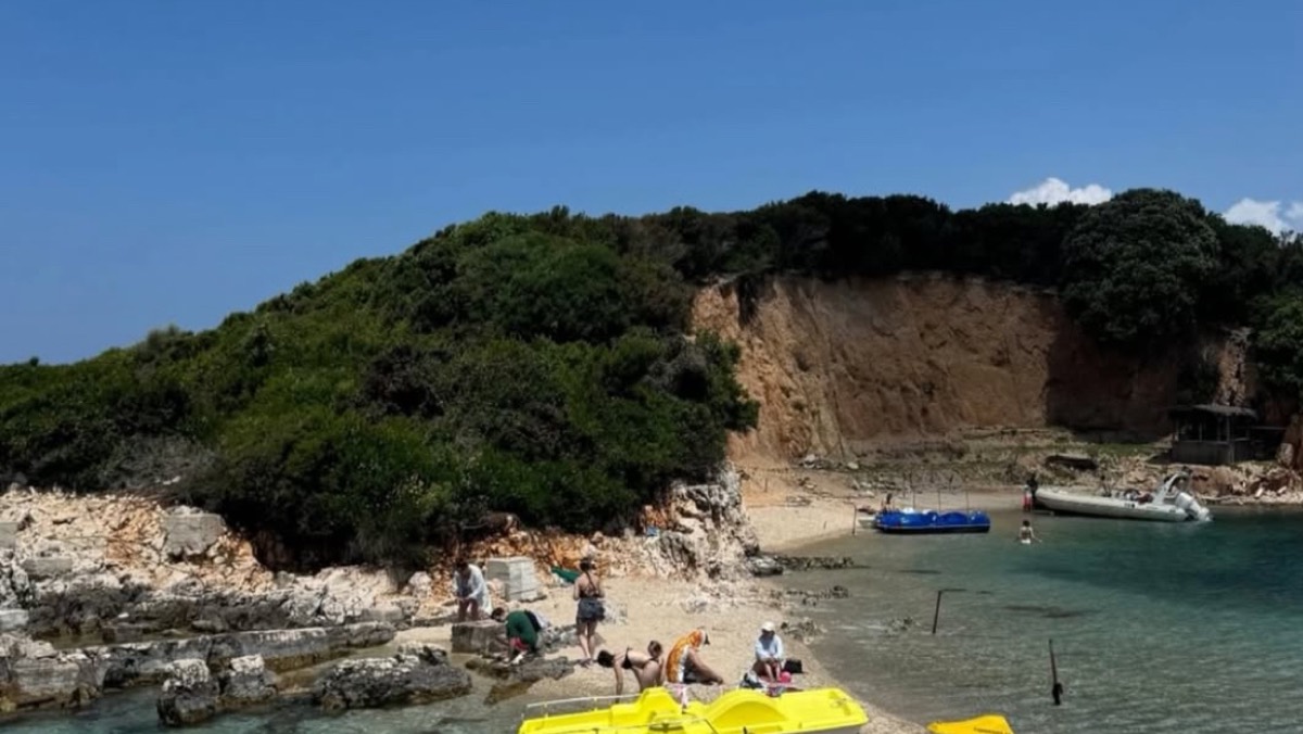 Tedi boat trip Ksamil — Ksamil